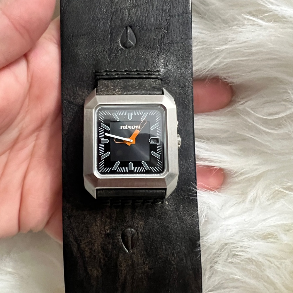 Vintage Nixon Men’s Watch